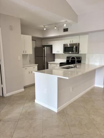 Royal Grand, 2640 S University Dr #305, Davie, Florida 33328, image 2