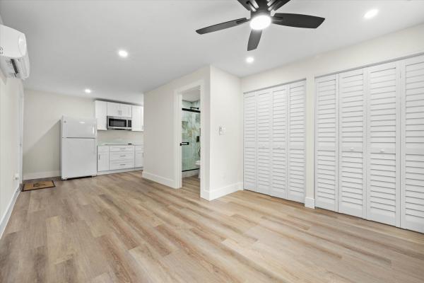 Forest Hill Village, 5834 Forest Hill Blvd, West Palm Beach, Florida 33415, image 1