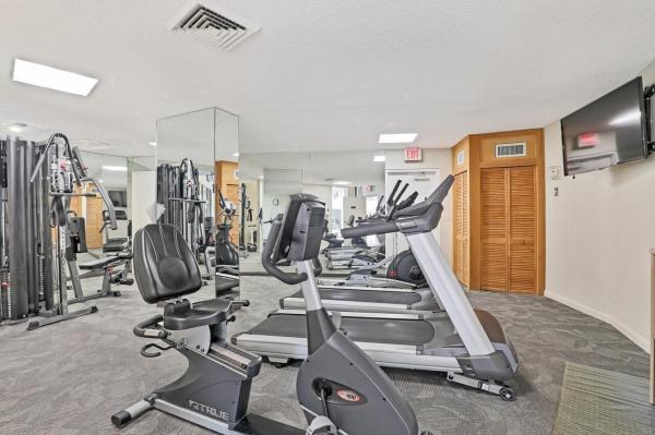 Phoenix Towers, 2800 N Ocean Dr #B2D, Riviera Beach, Florida 33404, image 2