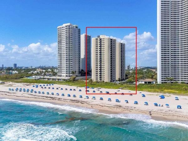 Phoenix Towers, 2800 N Ocean Dr #B2D, Riviera Beach, Florida 33404, image 2
