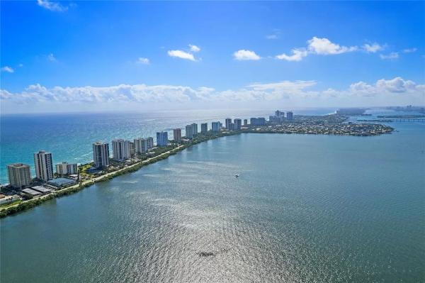 Phoenix Towers, 2800 N Ocean Dr #B2D, Riviera Beach, Florida 33404, image 1
