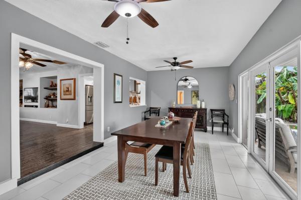 Boca Raton Square, 438 SW 9th Ave, Boca Raton, Florida 33486, image 2