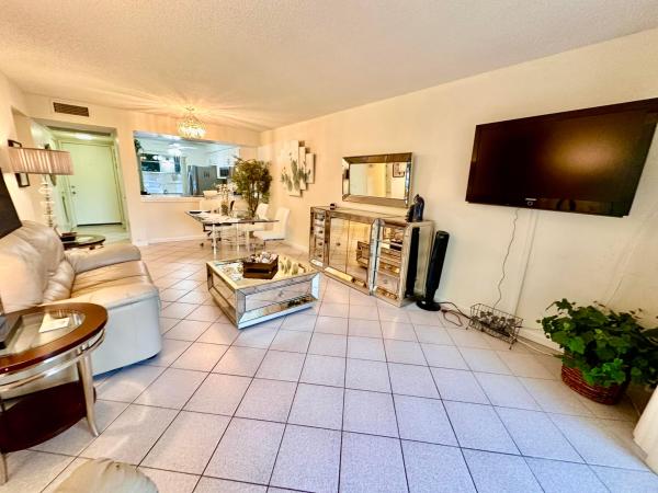 Martinique Village, 4502 Martinique Way #B1, Coconut Creek, Florida 33066, image 3