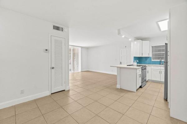 Boca Linda East, 1074 NW 13th St #161C, Boca Raton, Florida 33486, image 1