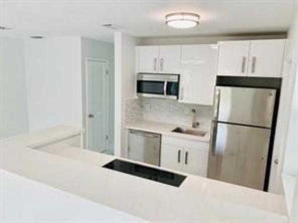 Pinehurst, 2410 NE 4th St #1-3, Pompano Beach, Florida 33062, image 2