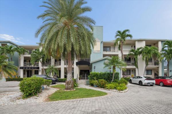 Briney Mar, 1101 S Riverside Dr #103, Pompano Beach, Florida 33062, image 2