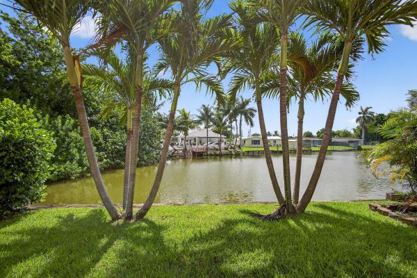 Lawn Lake, 1052 W Shore Dr, West Palm Beach, Florida 33406, image 1