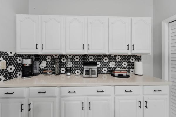 Pinewood Manor Of Wellington, 301 Knotty Wood Ln, Wellington, Florida 33414, image 1