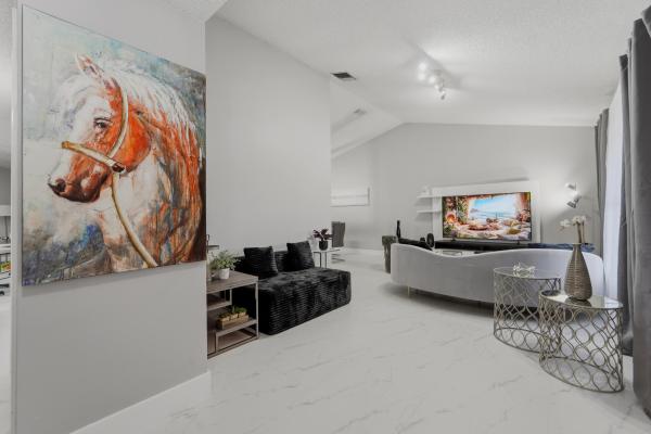 Pinewood Manor Of Wellington, 301 Knotty Wood Ln, Wellington, Florida 33414, image 2