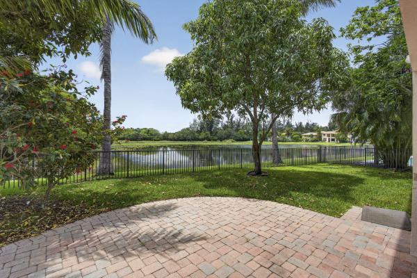 625 Glenfield Way, West Palm Beach, Florida 33411, image 1