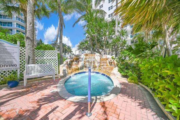 The Residences On Hollywood Beach, 3001 S Ocean Dr #403, Hollywood, Florida 33019, image 2