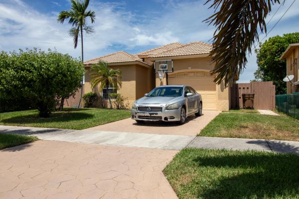 Arlington Park, 237 SW 8th St, Deerfield Beach, Florida 33441, image 1