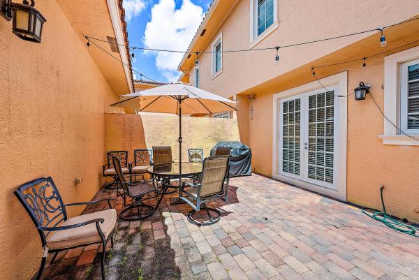 Canterbury Place At Abacoa, 179 Mulligan Pl, Jupiter, Florida 33458, image 2