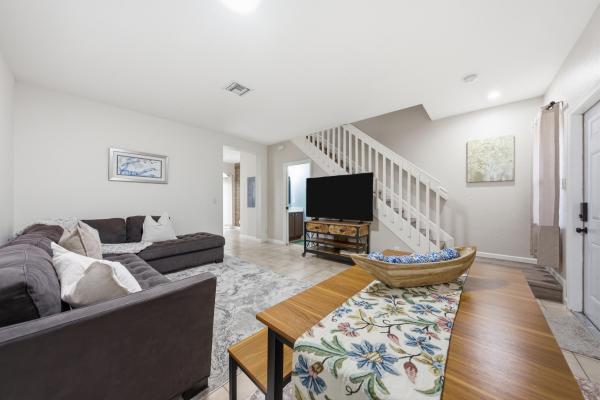 Georgian Courts, 13490 Old Englishtown Rd, Wellington, Florida 33414, image 1