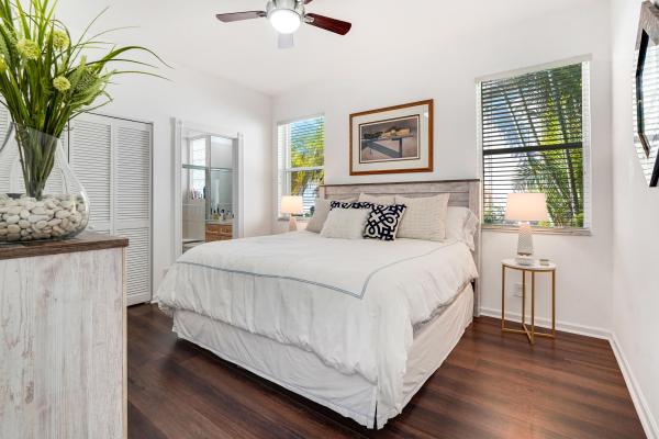 10916 Northgreen Dr, Lake Worth, Florida 33449, image 2