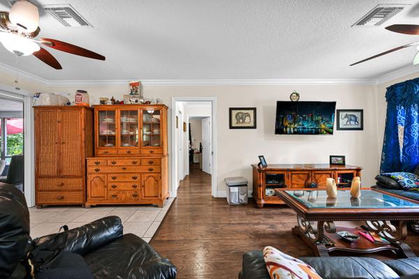 The Dells, 4203 NW 75th Ave, Coral Springs, Florida 33065, image 2