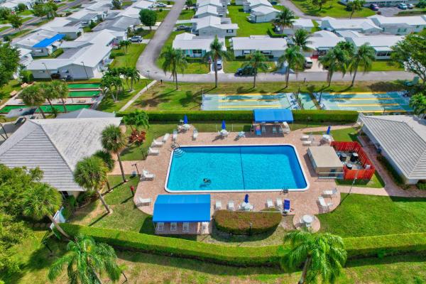 Palm Beach Leisureville, 2080 SW 13th Way, Boynton Beach, Florida 33426, image 2