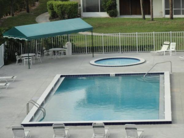 Whitehall Village, 2601 Village Blvd #406, West Palm Beach, Florida 33409, image 2