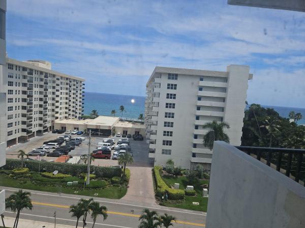 Opal Towers West, 1150 Hillsboro Mile #812, Hillsboro Beach, Florida 33062, image 2