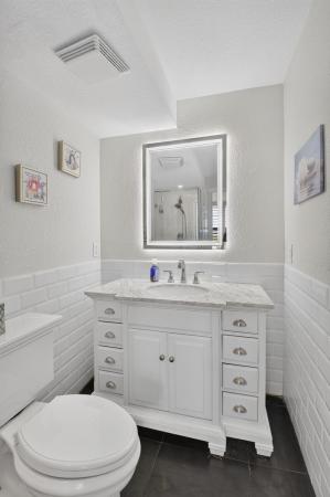 Boca Bayou, 13 Royal Palm Way #5050, Boca Raton, Florida 33432, image 3