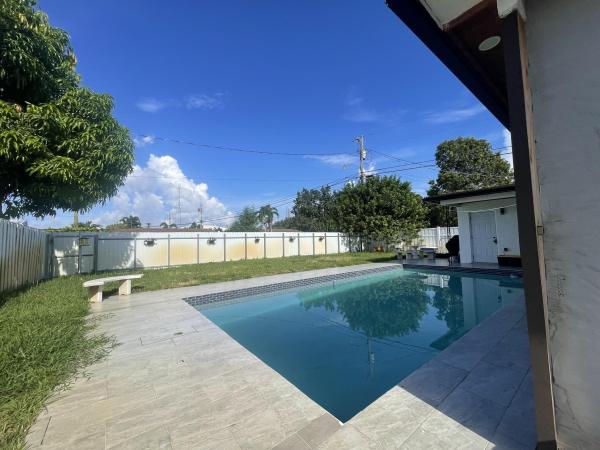 Driftwood Acres, 2310 N 67th Ter, Hollywood, Florida 33024, image 1