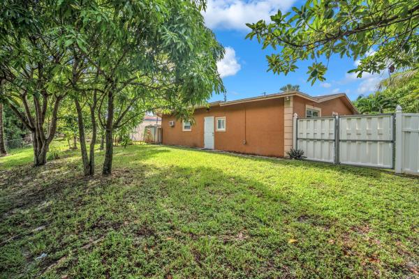 Sunrise Golf Village, 7399 NW 20th Ct, Sunrise, Florida 33313, image 2