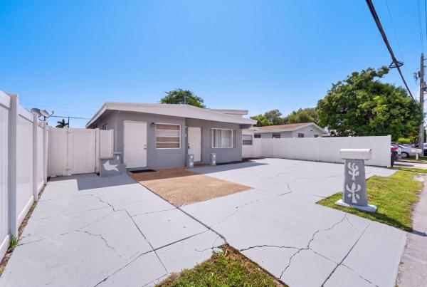 Lincoln Park, 910 NW 17th Ave, Fort Lauderdale, Florida 33311, image 2