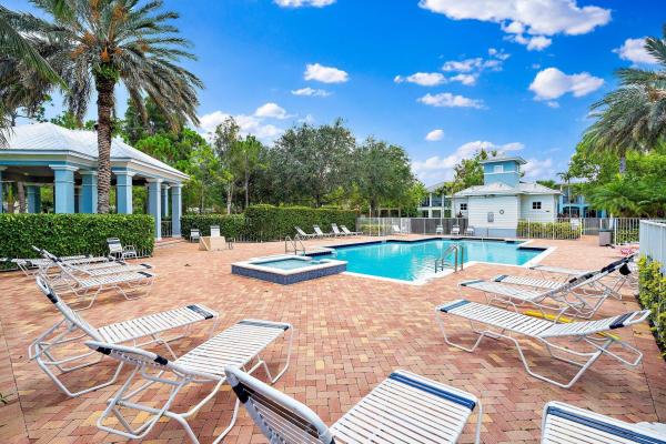 Sandpiper Cove At Botanica, 356 W Thatch Palm Cir #105, Jupiter, Florida 33458, image 3