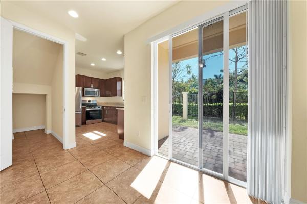 Long Pines, 6974 Long Pine Cir, Coconut Creek, Florida 33073, image 3