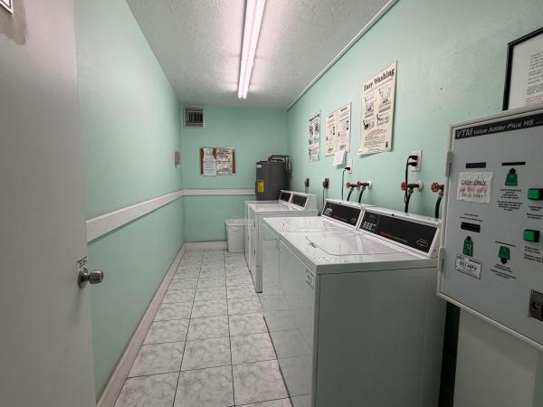 Golden Arrow, 298 SW 6th St #1090, Boca Raton, Florida 33432, image 1