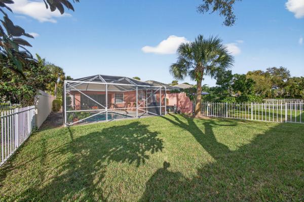 Garden Oaks, 4238 Royal Oak Dr, Palm Beach Gardens, Florida 33410, image 2