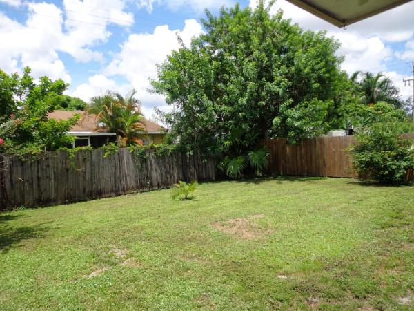 Palm Beach Colony, 11751 Oleander Dr, Royal Palm Beach, Florida 33411, image 3