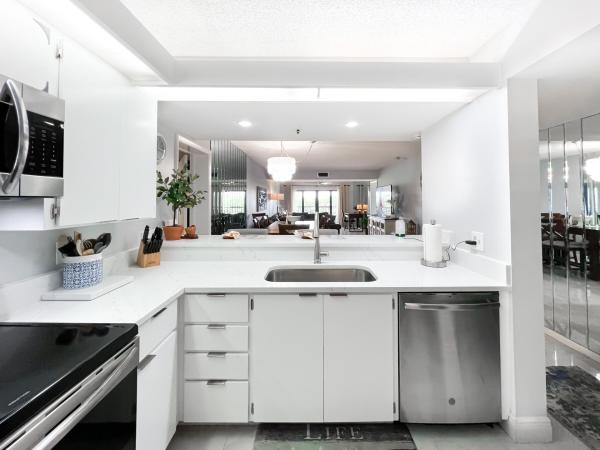 The Ocean North At The Bluffs, 301 Ocean Bluffs Blvd #202, Jupiter, Florida 33477, image 2