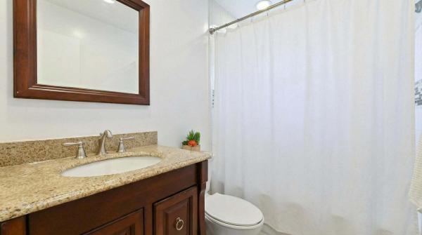 Palm Springs Village, 428 Alemeda Dr, Palm Springs, Florida 33461, image 2