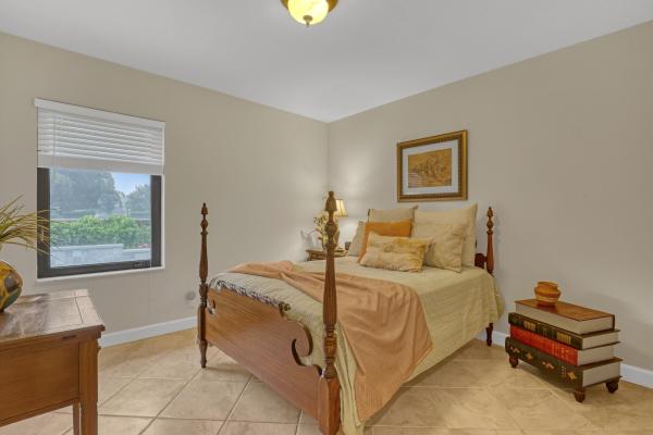 Amesbury Circle Of Greenview Shores 2, 2156 Amesbury Cir, Wellington, Florida 33414, image 2