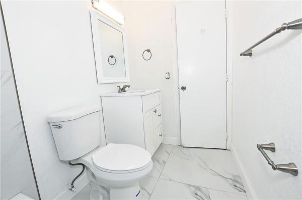 Prospect Gardens, 270 NW 43rd St, Oakland Park, Florida 33309, image 2