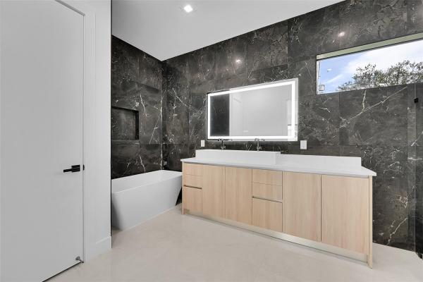 656 NW 21st St, Wilton Manors, Florida 33311, image 2