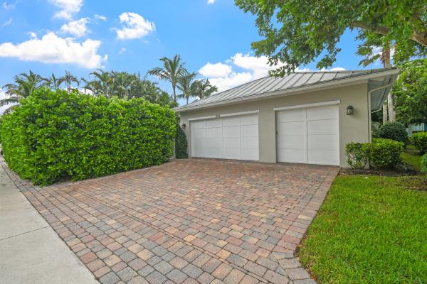 Martinique At Abacoa, 2664 Greenway Dr, Jupiter, Florida 33458, image 3