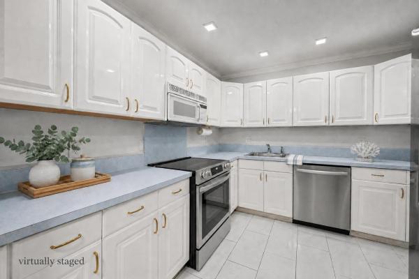 Boca Club, 22615 SW 66th Ave #208, Boca Raton, Florida 33428, image 3
