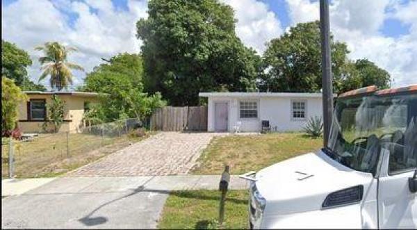 Collier City, 2449 NW 7th St, Pompano Beach, Florida 33069, image 3