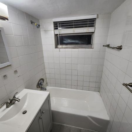Collier City, 2449 NW 7th St, Pompano Beach, Florida 33069, image 2