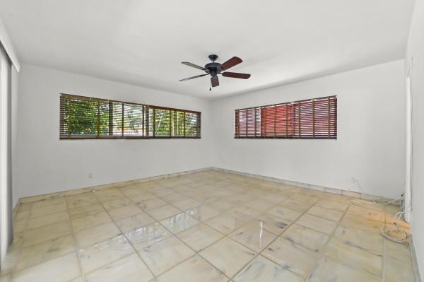 Keystone Island, 12990 Keystone Ter, North Miami, Florida 33181, image 3