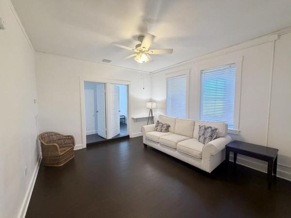 406 Northwood Rd #3, West Palm Beach, Florida 33407, image 2