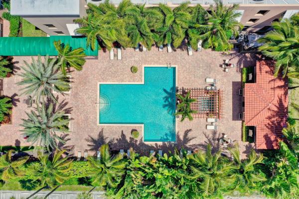 Montecito Palm Beach, 616 Clearwater Park Rd #602, West Palm Beach, Florida 33401, image 3
