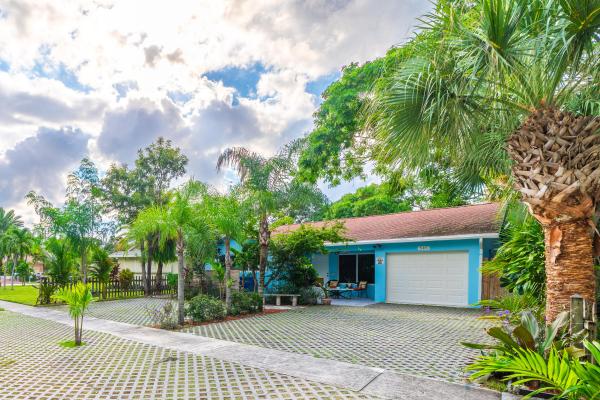 Lakeside Point, 545 S Lake Dr, Lantana, Florida 33462, image 3