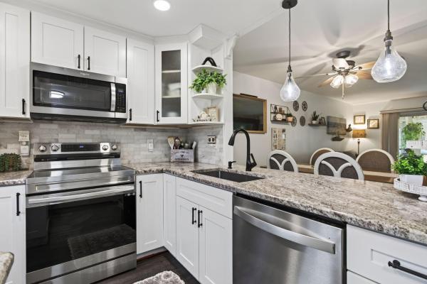 Oriole Gardens 1, 7500 NW 5th Ct #108, Margate, Florida 33063, image 2