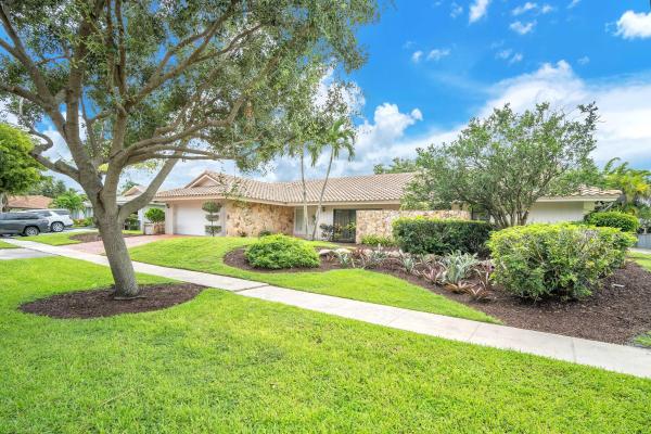 Estancia Of Via Verde, 6878 Entrada Pl, Boca Raton, Florida 33433, image 2