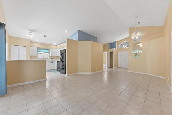 Saratoga Lakes, 103 Saddle Trl, Royal Palm Beach, Florida 33411, image 3