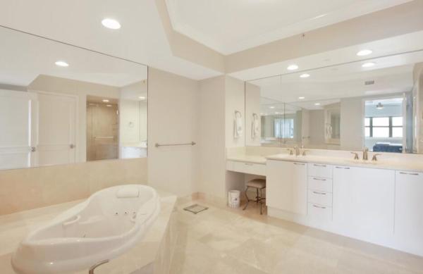 Marina Grande Club & Residences, 2640 Lake Shore Dr #2311, Riviera Beach, Florida 33404, image 1