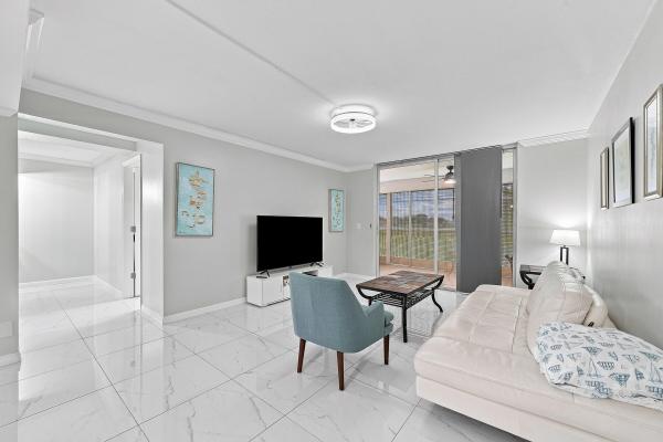 Boca Teeca, 6400 NW 2nd Ave #2170, Boca Raton, Florida 33487, image 3